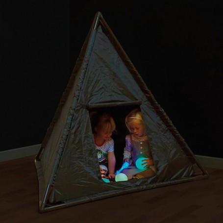 Esconderijo Escuro Piramidal TTS